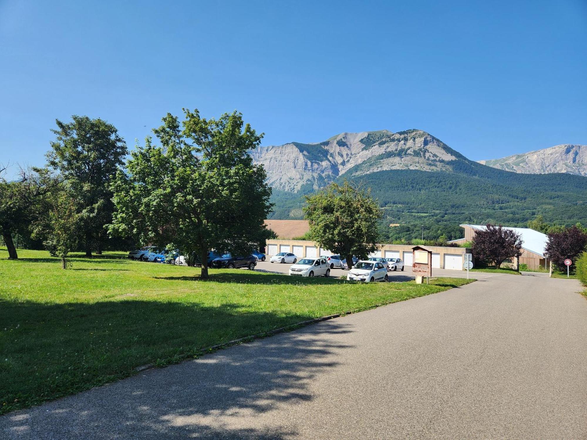 Appartement T3 Avec Jardin Proche Village Saint-Bonnet-en-Champsaur Eksteriør bilde